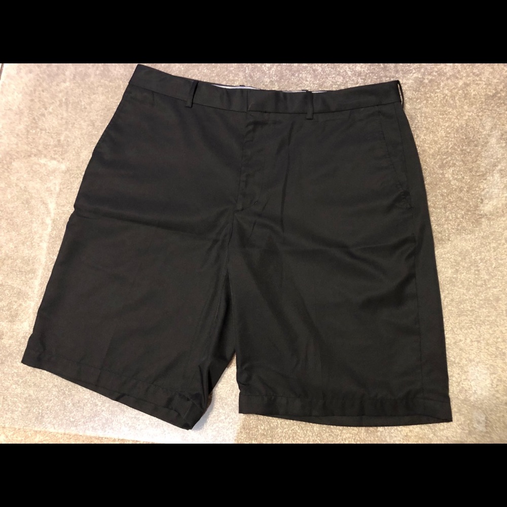 black WalterHagen golf/dress shorts